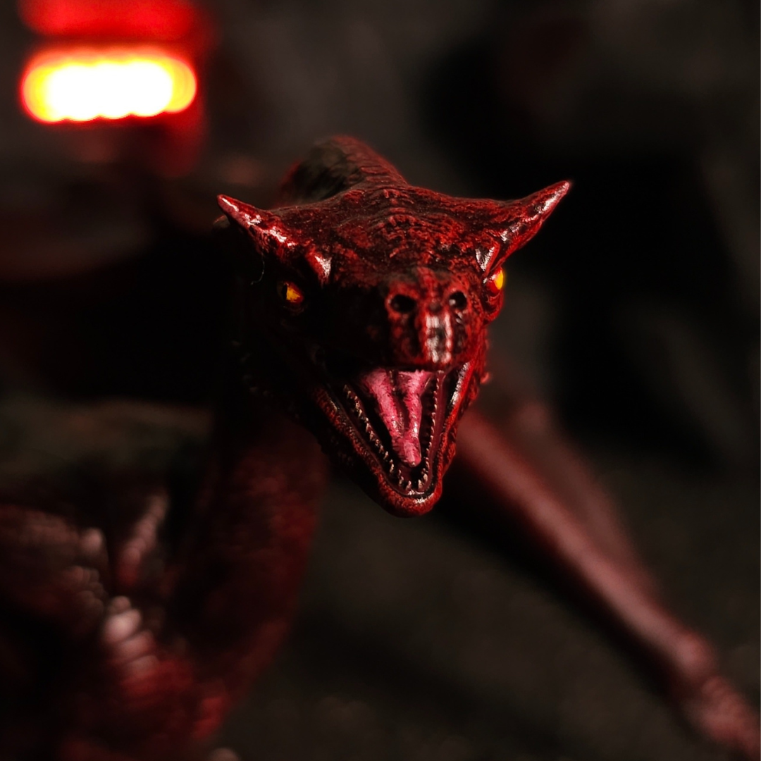 Vue en plongée de la figurine Bébé Blood Wyrm Caraxes en impression 3D, modèle de collection House of the Dragon