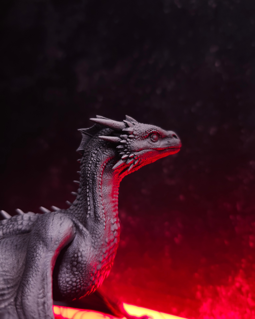 Miniature to paint featuring a baby dragon resin miniature with sharp scales and smooth surfaces, perfect for miniature painting and fantasy hobbyists.