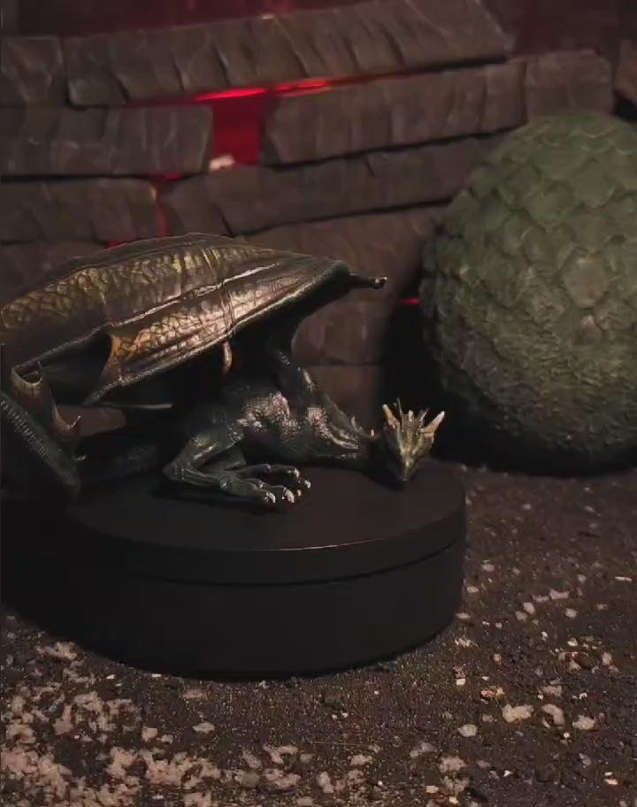 "The Emerald Fang” - Baby dragon figurine